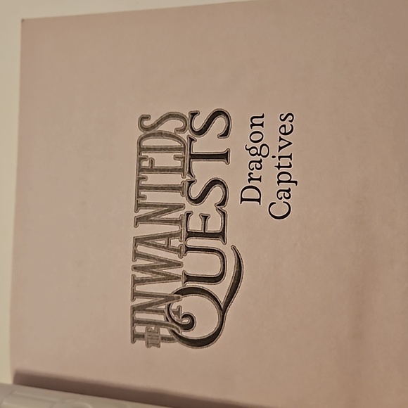 The Unwanted Quest Dragon Captives Lisa McMann Pre-owned condition Children's - Picture 7 of 17